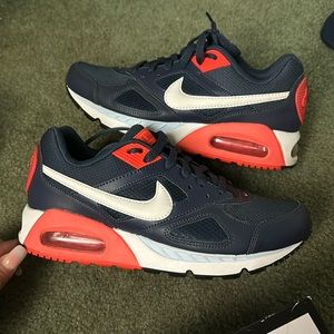 Airmax shoes